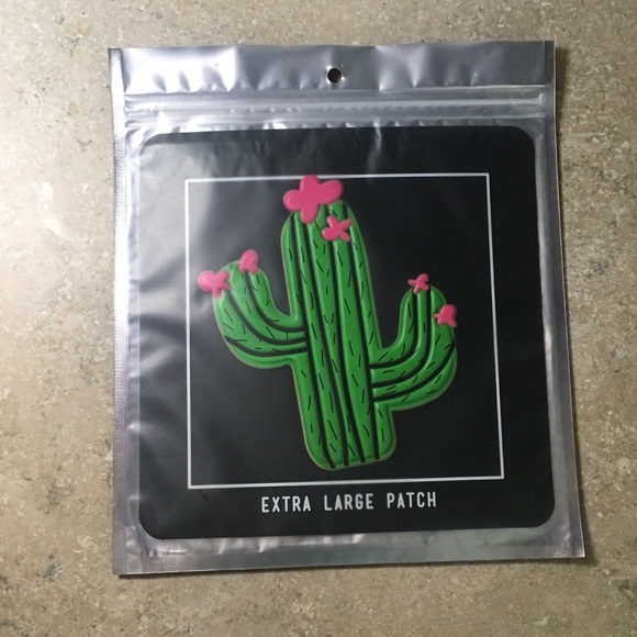 Celebrate Shop Extra-Large Cactus 🌵 Handbag Patch - Picture 2 of 3